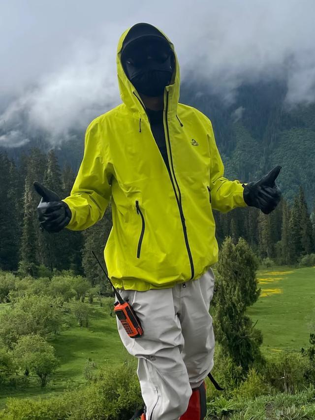 国货冲锋衣不输始祖鸟、可隆等中产品牌开元棋牌app不吹不捧！4个高性价比(图7)