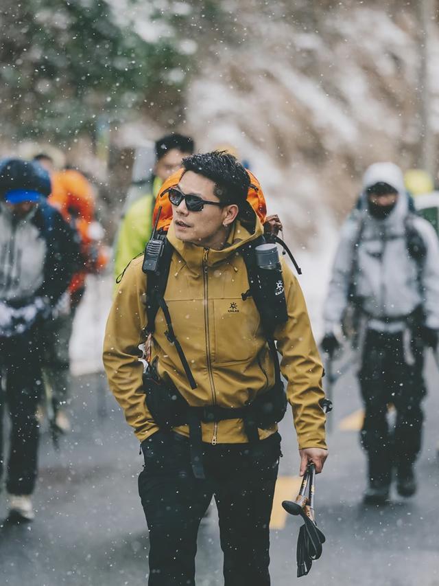 国货冲锋衣不输始祖鸟、可隆等中产品牌开元棋牌app不吹不捧！4个高性价比(图11)