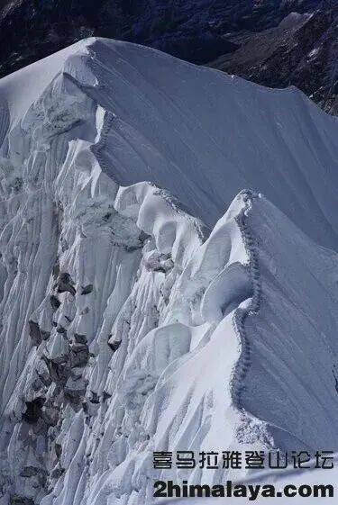 罗斯登山者首攀海拔8163米峰鲜少有人尝试西南壁的替换线路开元棋牌app尼泊尔]2025年年度十大探险活动2 - 俄(图28)
